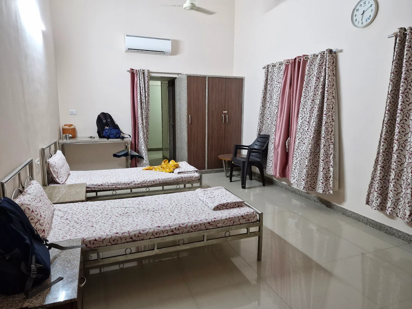 Premium AC Room Palitana
